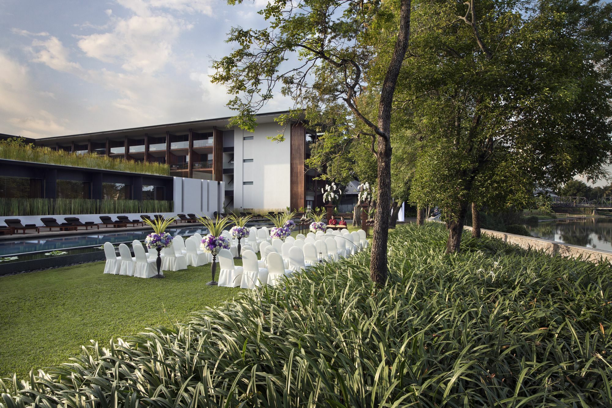 Anantara Chiang Mai Serviced Suites Exteriör bild
